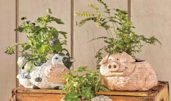 Add Cute Farmhouse Animal Planters To Your Home's Décor